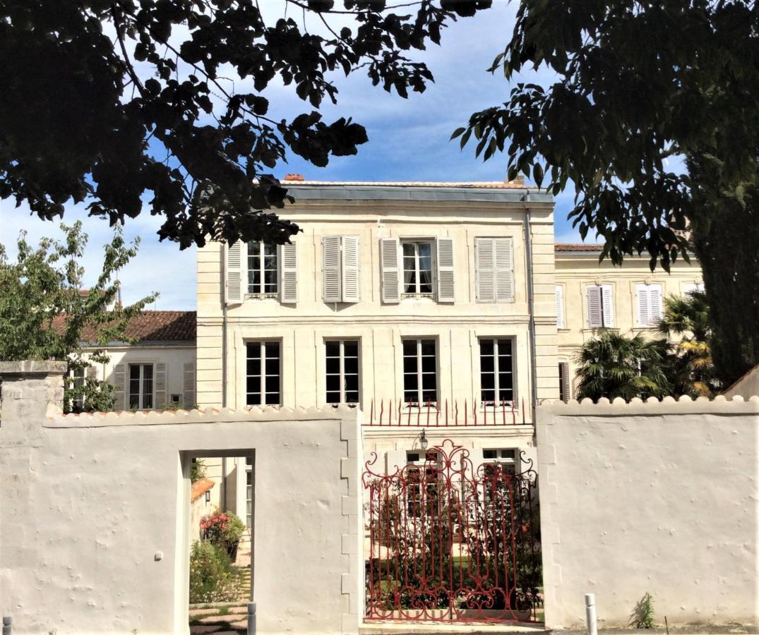 La Residence Des Indes ラ・ロシェル エクステリア 写真